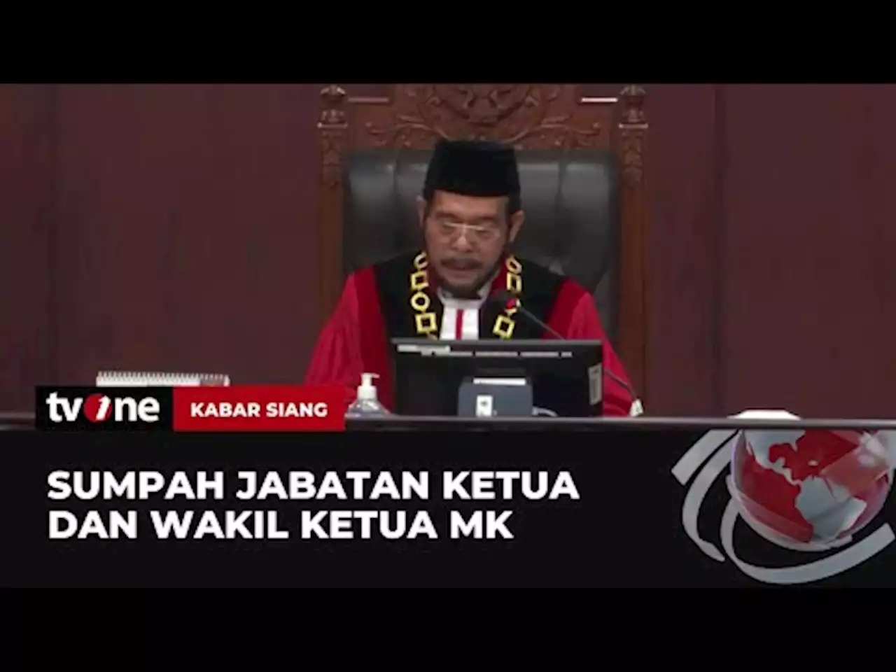 Anwar Usman & Saldi Isra Resmi Dilantik Jadi Ketua dan Wakil MK - tvOne