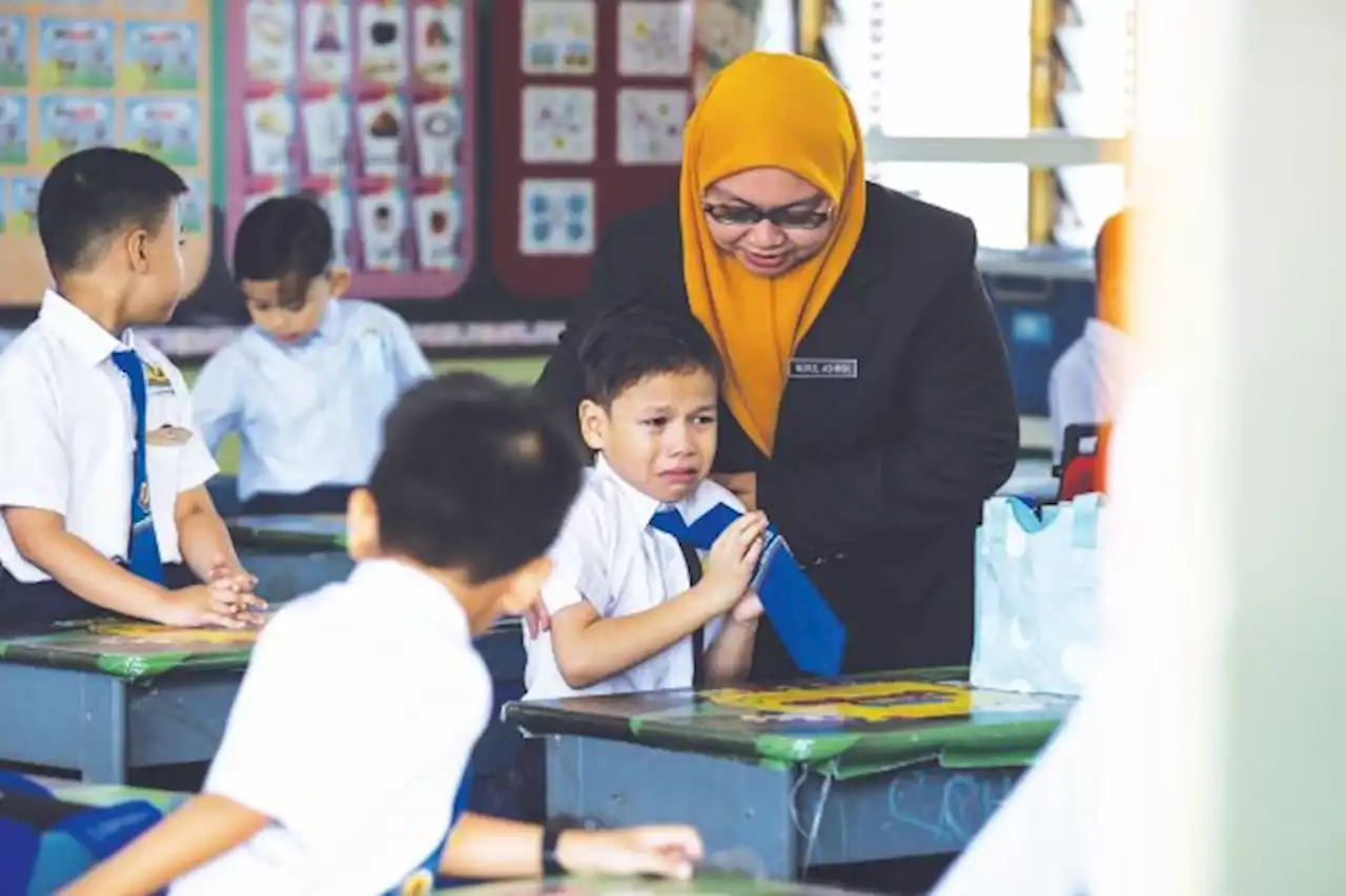 Masalah guru kurang dalam empat subjek ditangani berperingkat