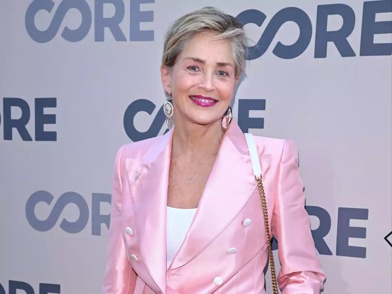 Sharon Stone admits to losing 'half her money' in banking collapse