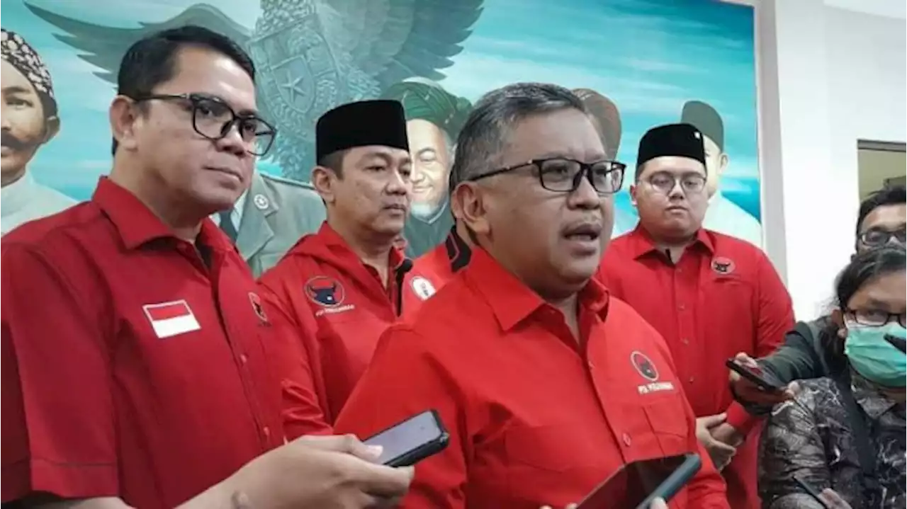 Diutus Megawati Ziarah ke Blitar, Hasto-PDIP: Hujan Rintik Tanda Bung Karno Happy