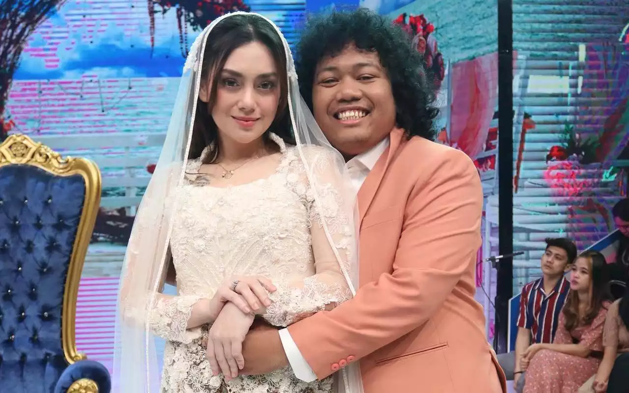 Celine Evangelista Posting Foto Anak Marshel Widianto dan Yansen Digoda Plot Twist