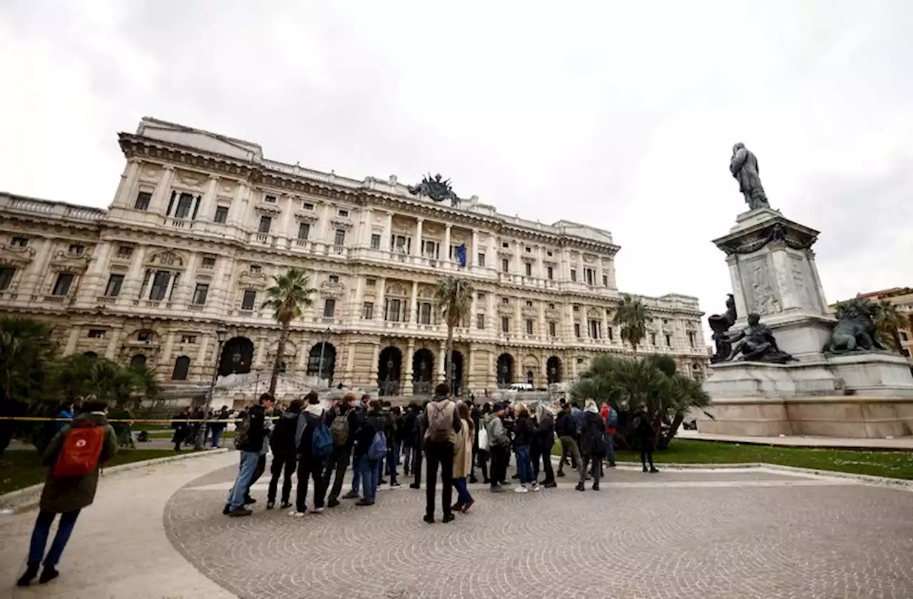 Italy's language watchdog says 'no' to gender-neutral symbols