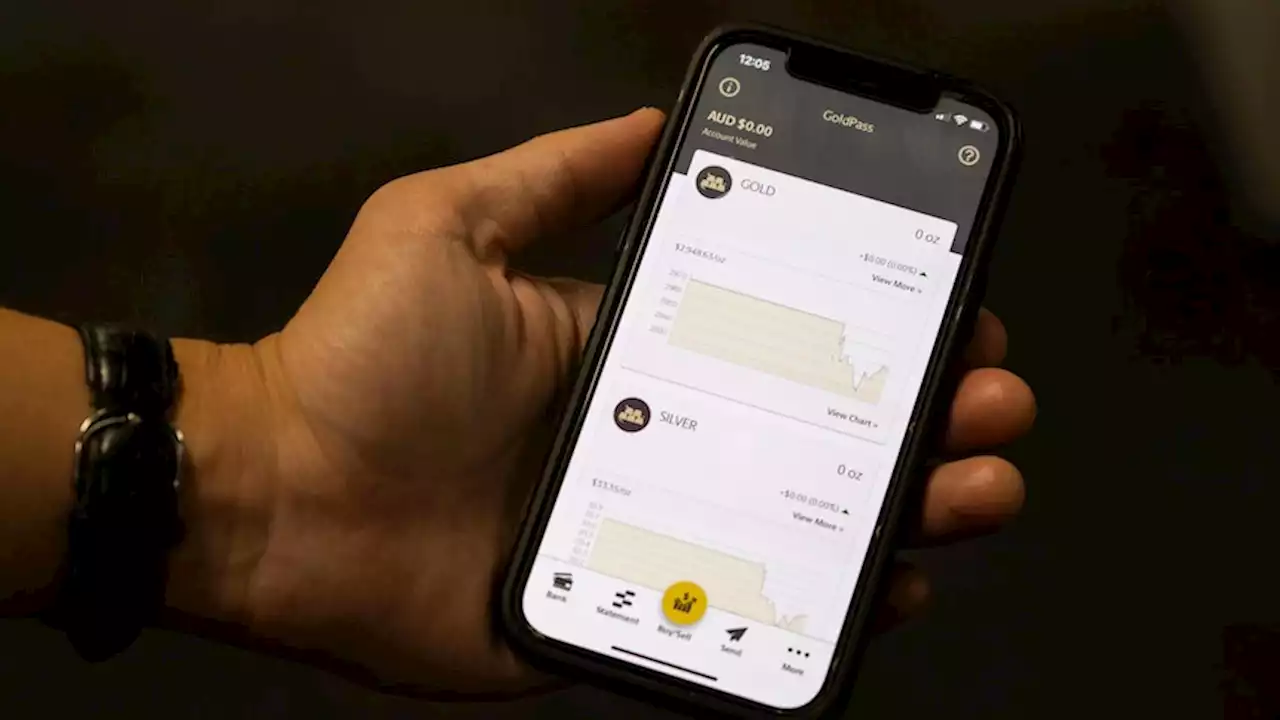 Company running Perth Mint cryptocurrency withdraws support for tokens, but questions linger over GoldPass app