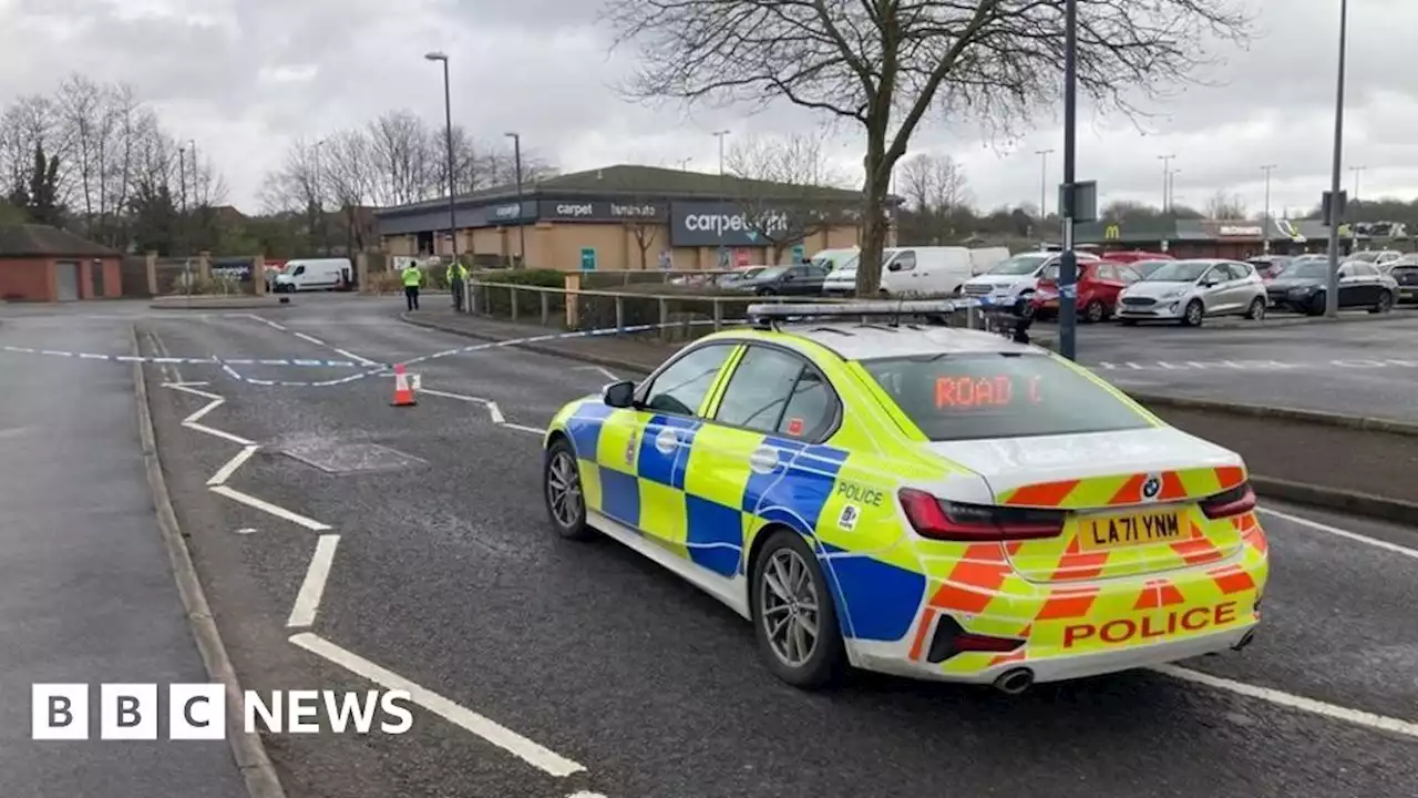 Derby: Car crashes into shop at Wyvern Retail Park