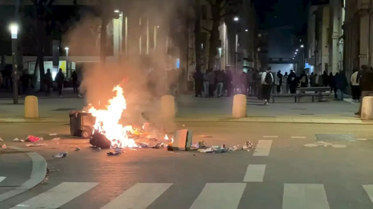 Retraites: rassemblement spontané ce lundi soir à Lyon, six interpellations et un policier blessé