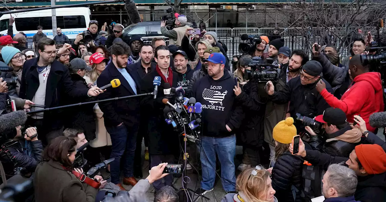 New York Young Republican Club protests potential indictment of former President Donald Trump