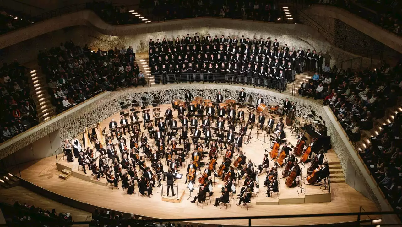 Klaus Mäkelä und das »Orchestre de Paris« in der Elbphilharmonie: Ein Gläschen Champagner?