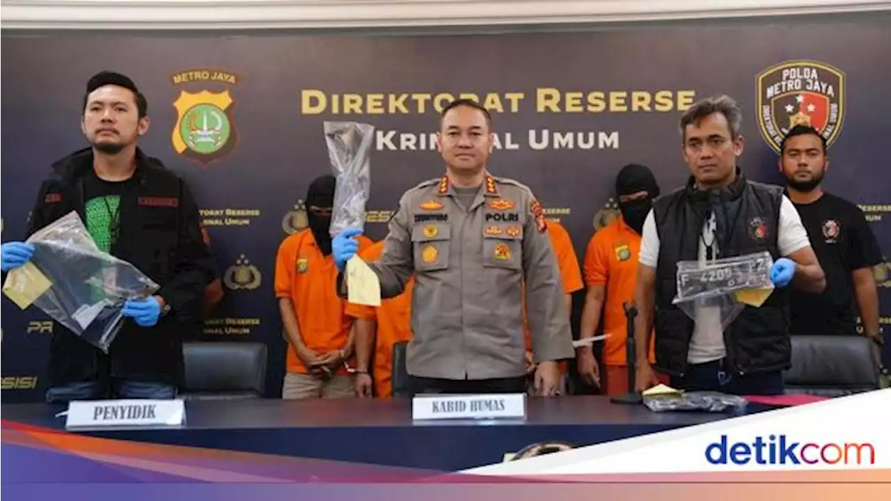 Dibekuk di Nikahan Anak, Perampok Nasabah Bank Beraksi Lintas Provinsi