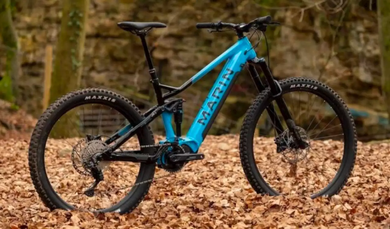 Ce VTT électrique Alpine mise sur sa puissance pour dompter les tracés techniques