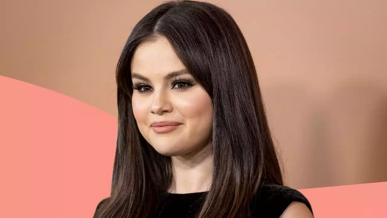 Selena Gomez just became the first woman to reach 400 million followers on Instagram