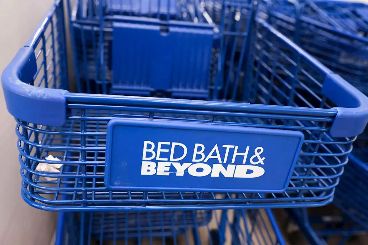 Bed, Bath & Beyond’s stock under $1, snarling additional funding