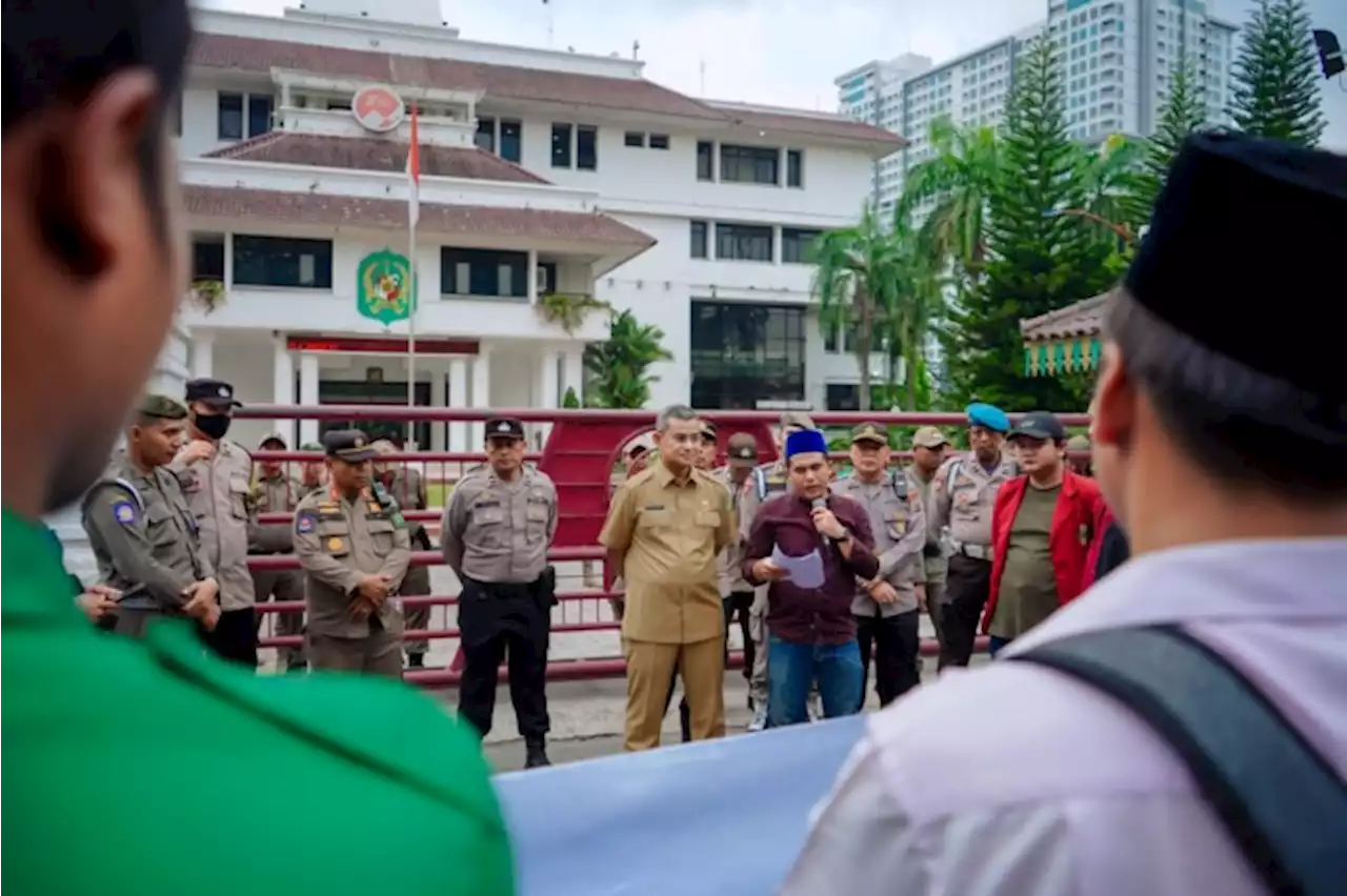 Gelar Aksi Damai di Balai Kota Medan, Cipayung Plus Kota Medan Dukung Kinerja Bobby