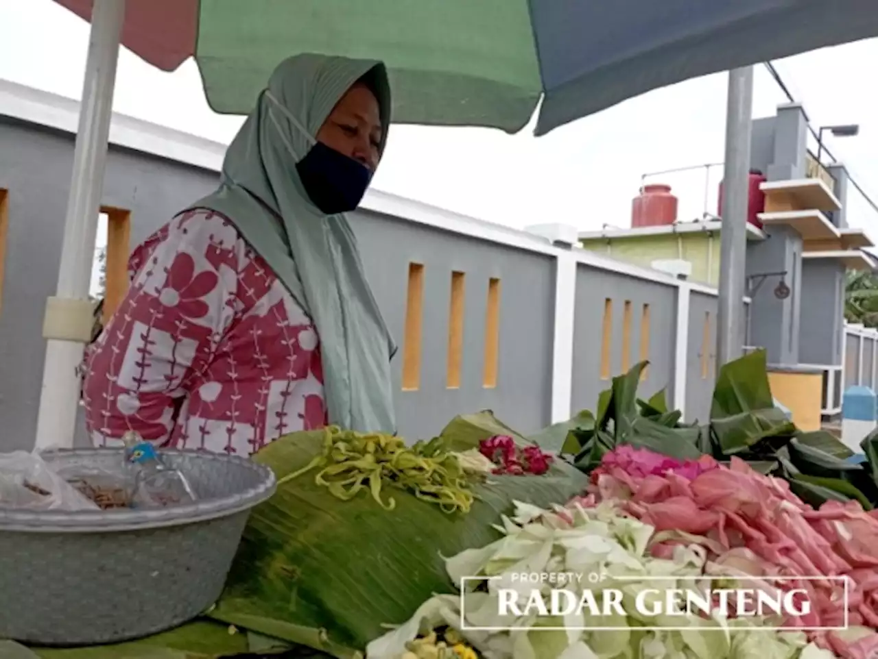 Penjual Bunga Tabur mulai Marak