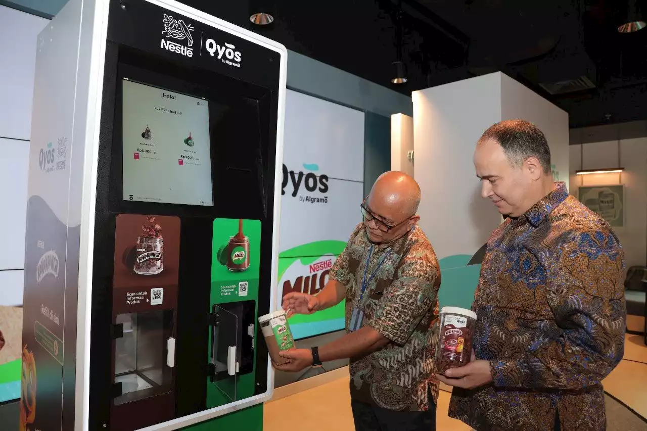 Kurangi Sampah Plastik, Nestle Gandeng Qyos Luncurkan Mesin Isi Ulang