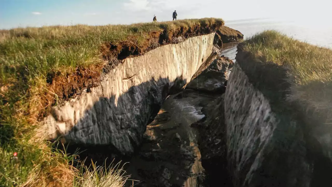 As coastal erosion pulls rural Alaska communities into the sea, new research seeks solutions