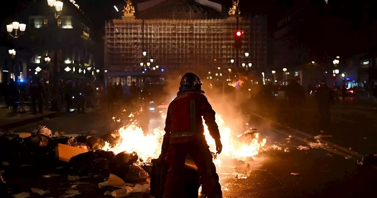 EN DIRECT - Réforme des retraites adoptée : tensions et dégradations dans plusieurs villes de France, au moins 101 interpellations à Paris