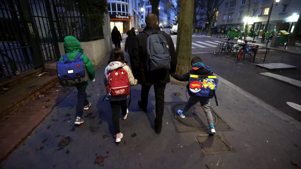 Grève dans les écoles : au moins 140 établissements fermés et 70 % d’enseignants mobilisés jeudi à Paris