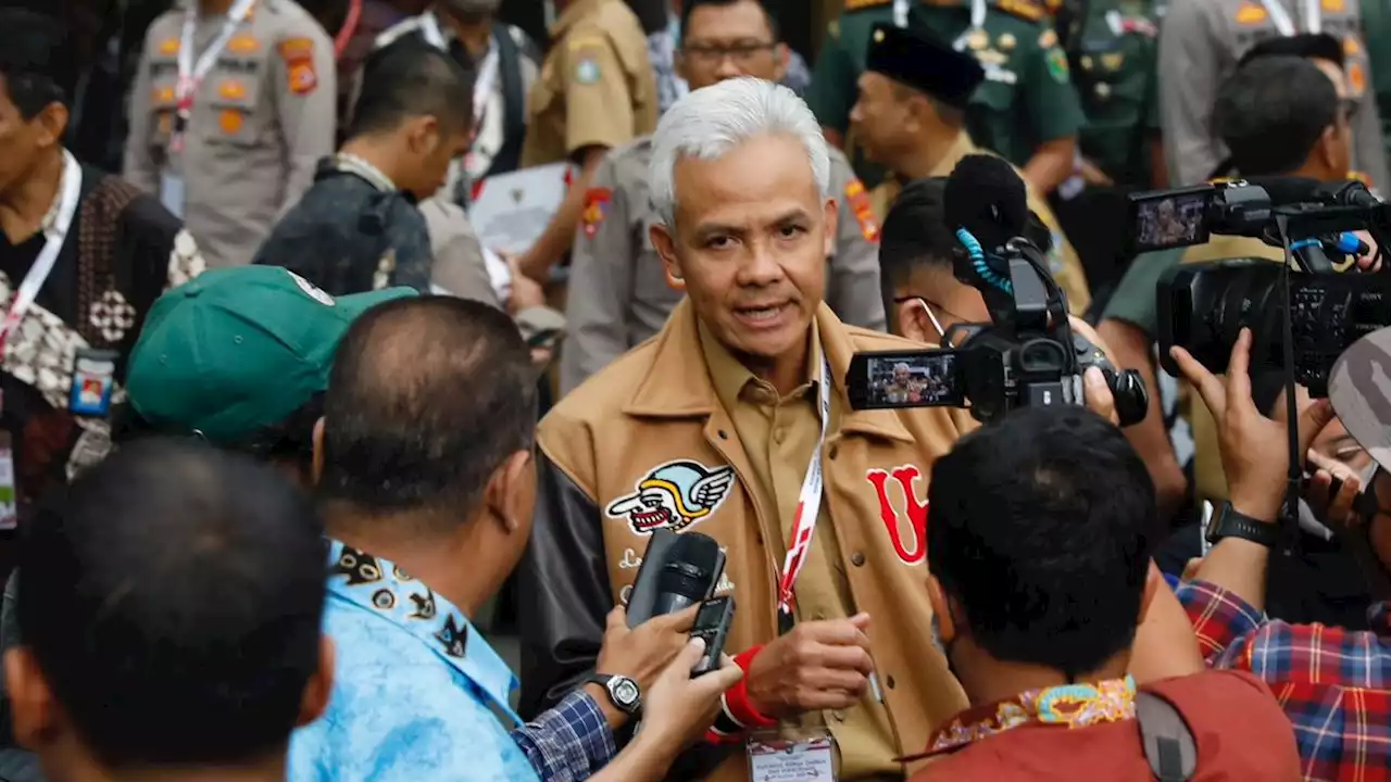 Survei SMRC: Ganjar Unggul, Prabowo-Anies Bersaing Ketat Posisi Kedua