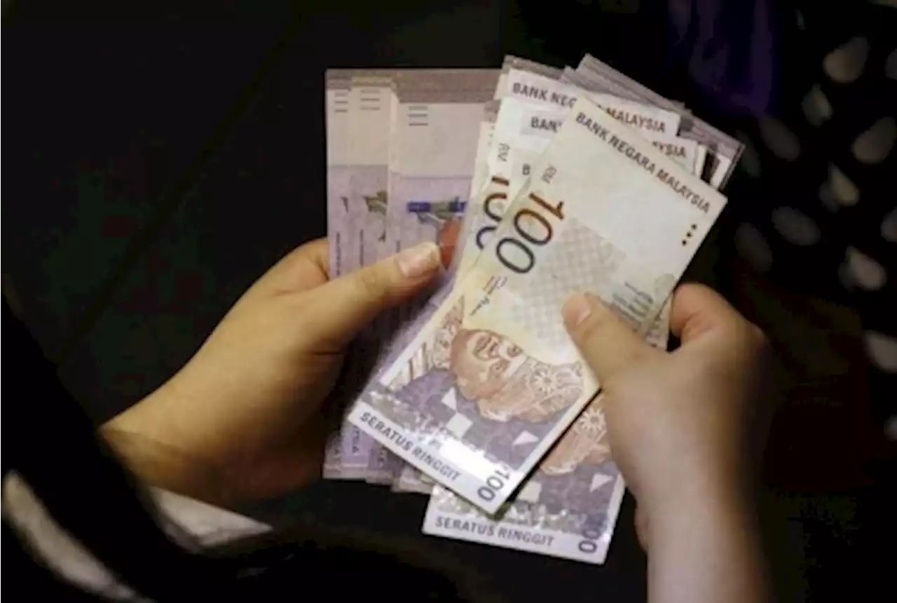 Ringgit ends higher versus US dollar