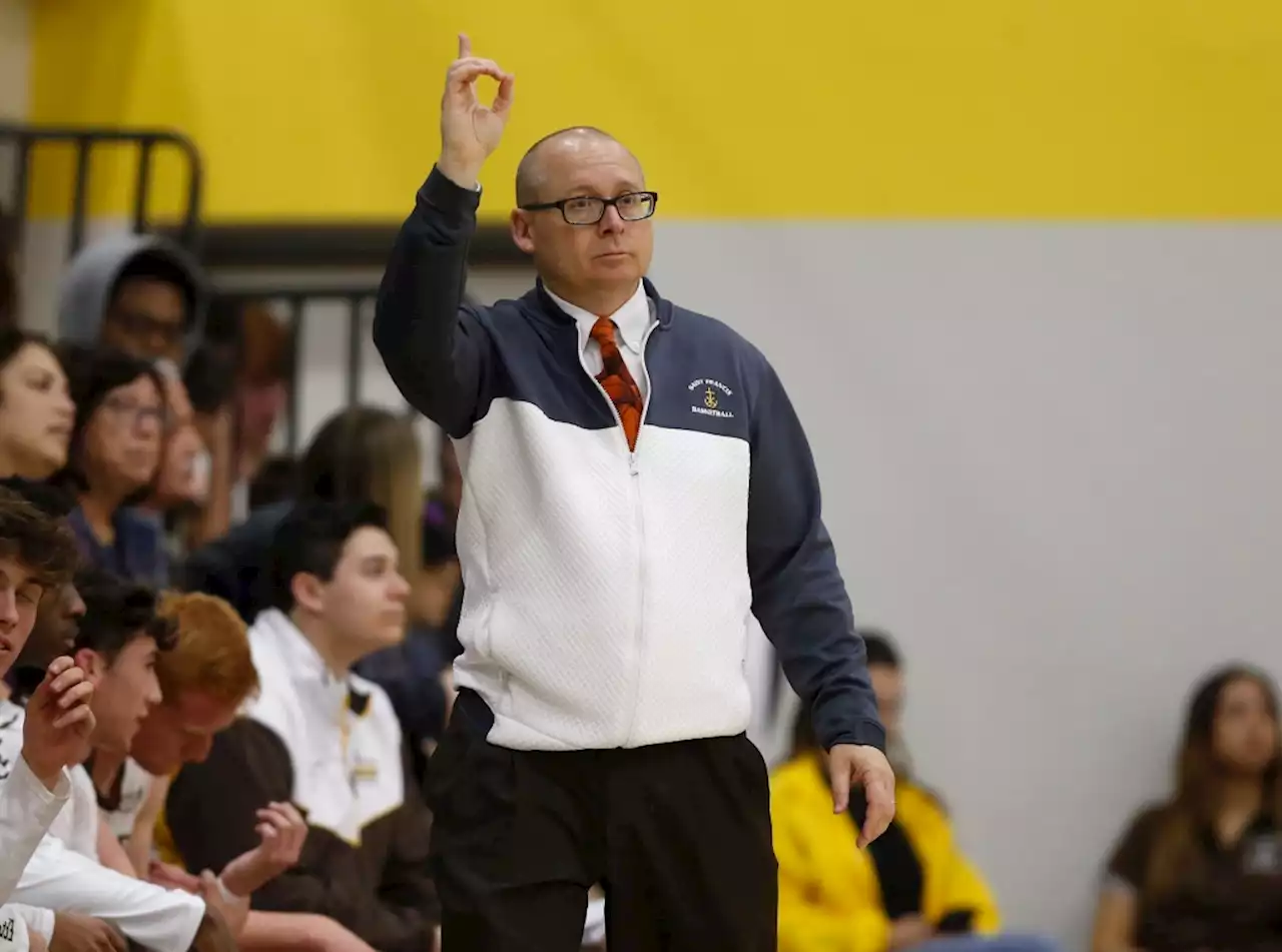 Boys basketball: St. Francis coach steps down after 15 seasons