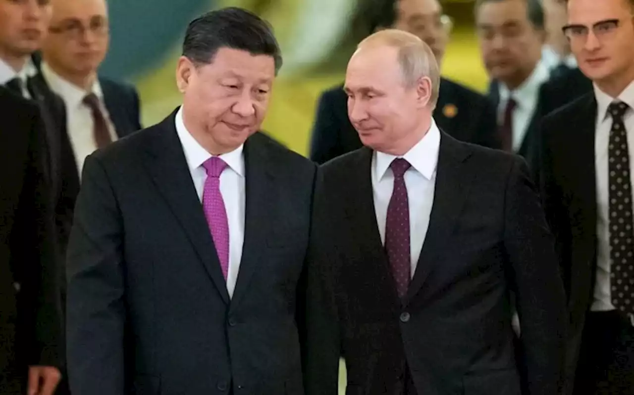 Putin y Xi Jinping concluyen reunión tras casi 5 horas de dialogo