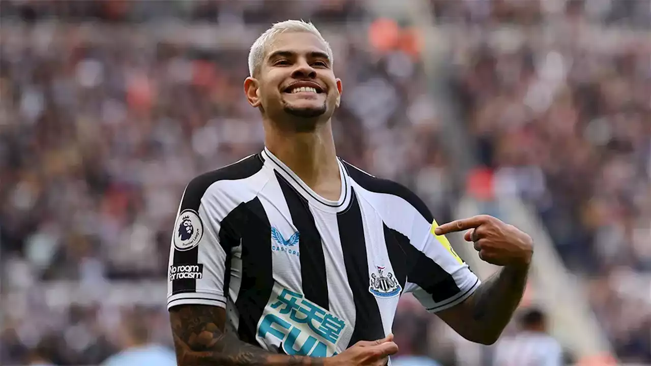 Bruno Guimaraes celebrates World Down Syndrome Day with some very lucky Newcastle United fans