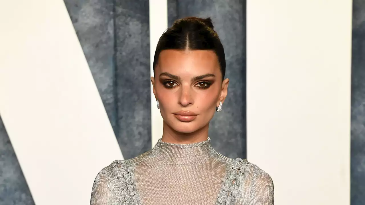 Emily Ratajkowski überrascht ihre Fans mit kurzem Pixie-Cut