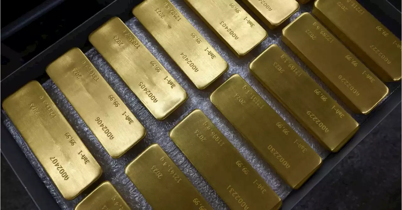 Gold prices drift lower as investors focus on US Fed meet