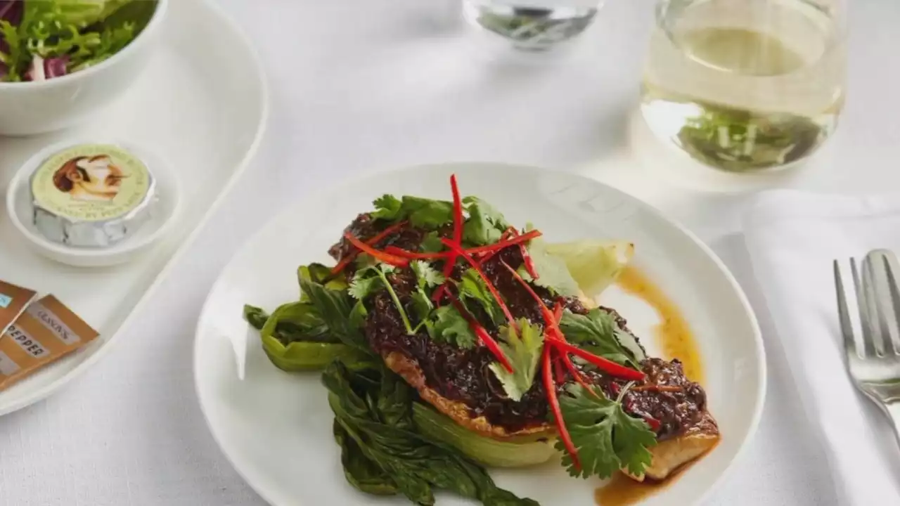 Qantas makes major changes to inflight menu