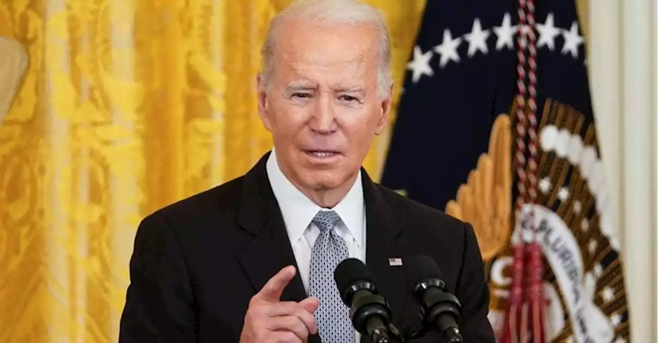 Covid, Biden firma la legge per la trasparenza sull’origine del virus