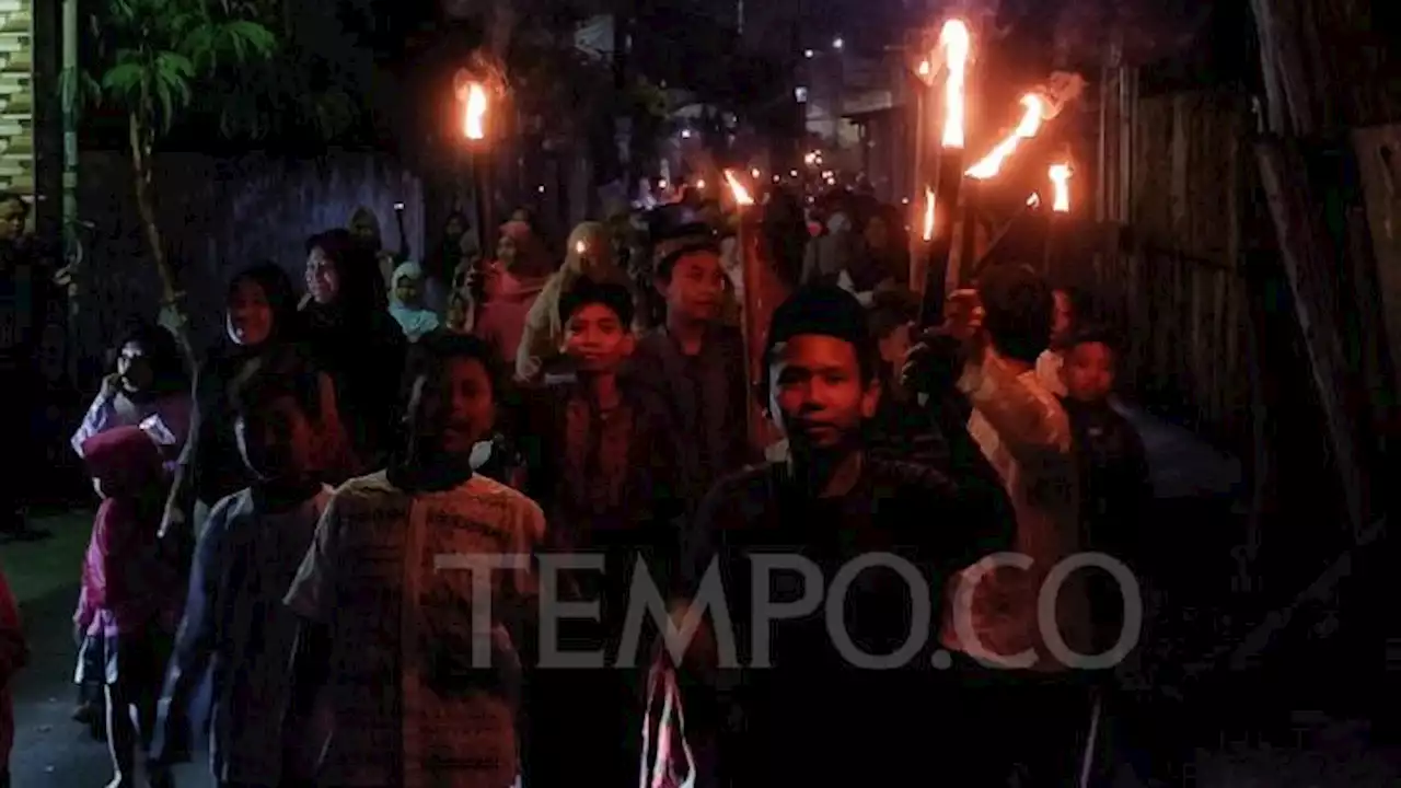 Jelang Ramadan, Warga Gelar Pawai Obor