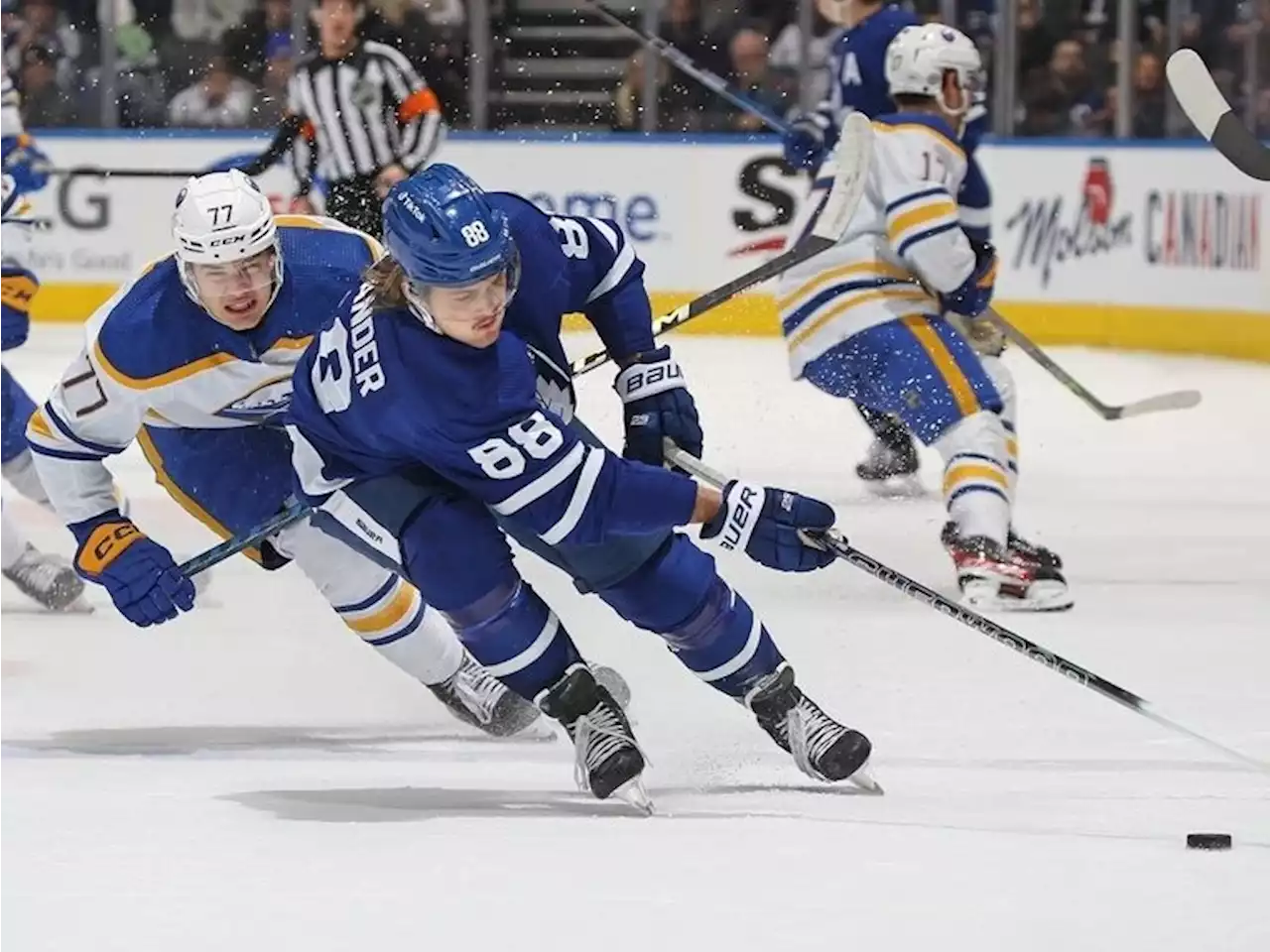 Maple Leafs' Keefe calls out slumping Nylander to pick up pace, engagement