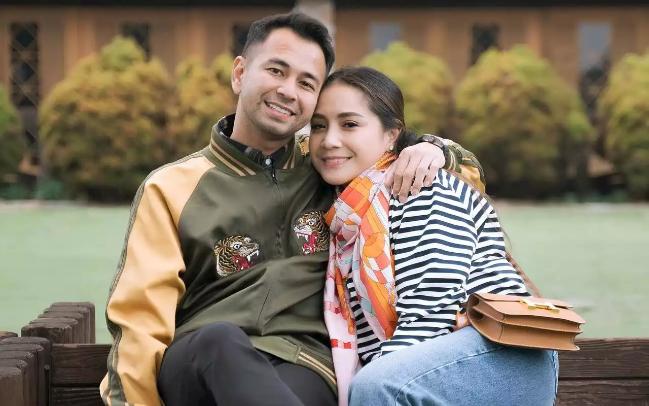 Reaksi Nagita Slavina Kala Dipaksa Raffi Ahmad Ciuman Bibir di Hadapan Banyak Orang