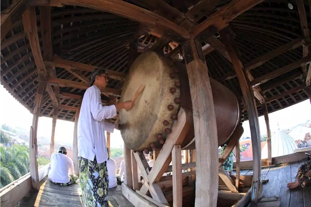 Kudus lestarikan tradisi tabuh beduk untuk tandai awal Ramadhan