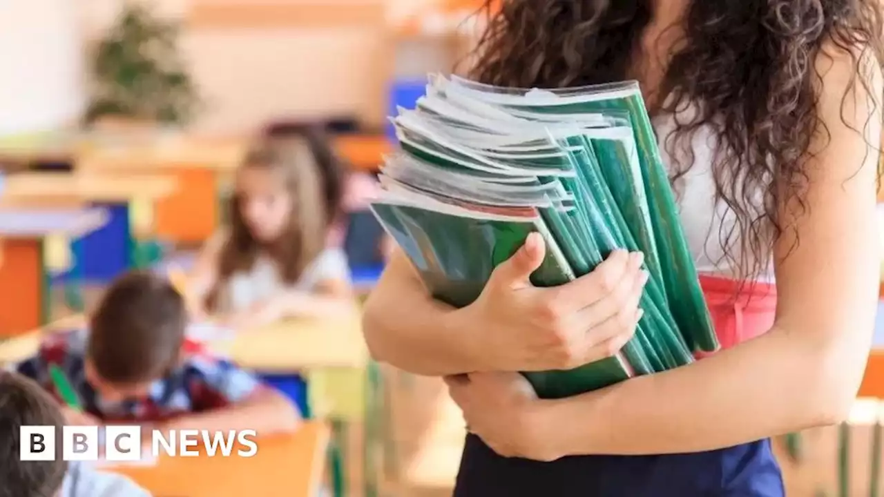 Irish parents no longer have to pay for children's school books