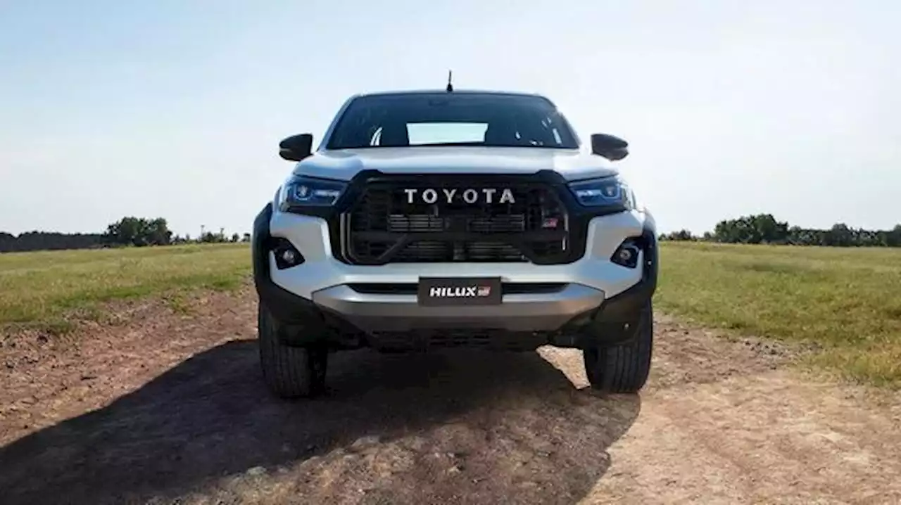 Toyota lanzó la nueva camioneta Hilux deportiva: cuánto cuesta