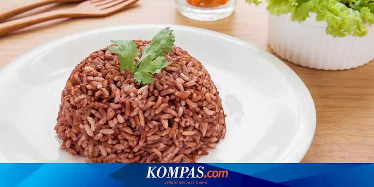 Lebih Sehat Mana Nasi Goreng atau Mi Instan untuk Sahur?