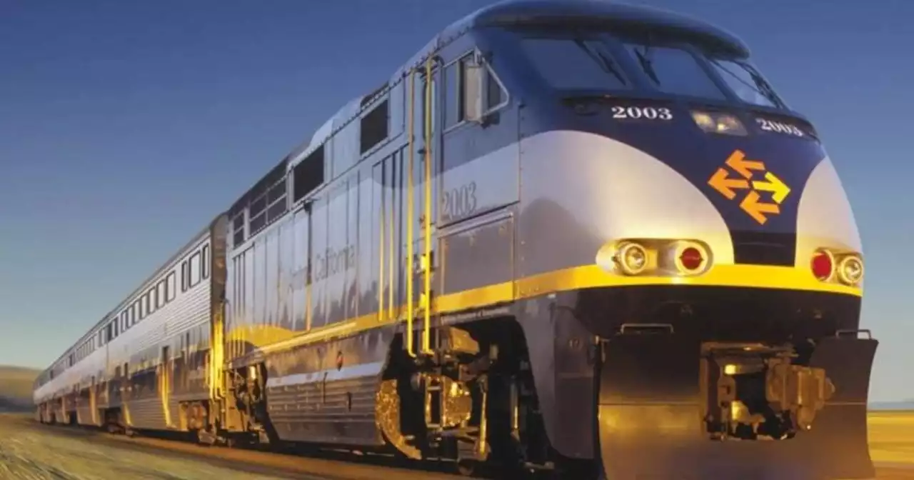 Downed tree derails Amtrak train near Martinez