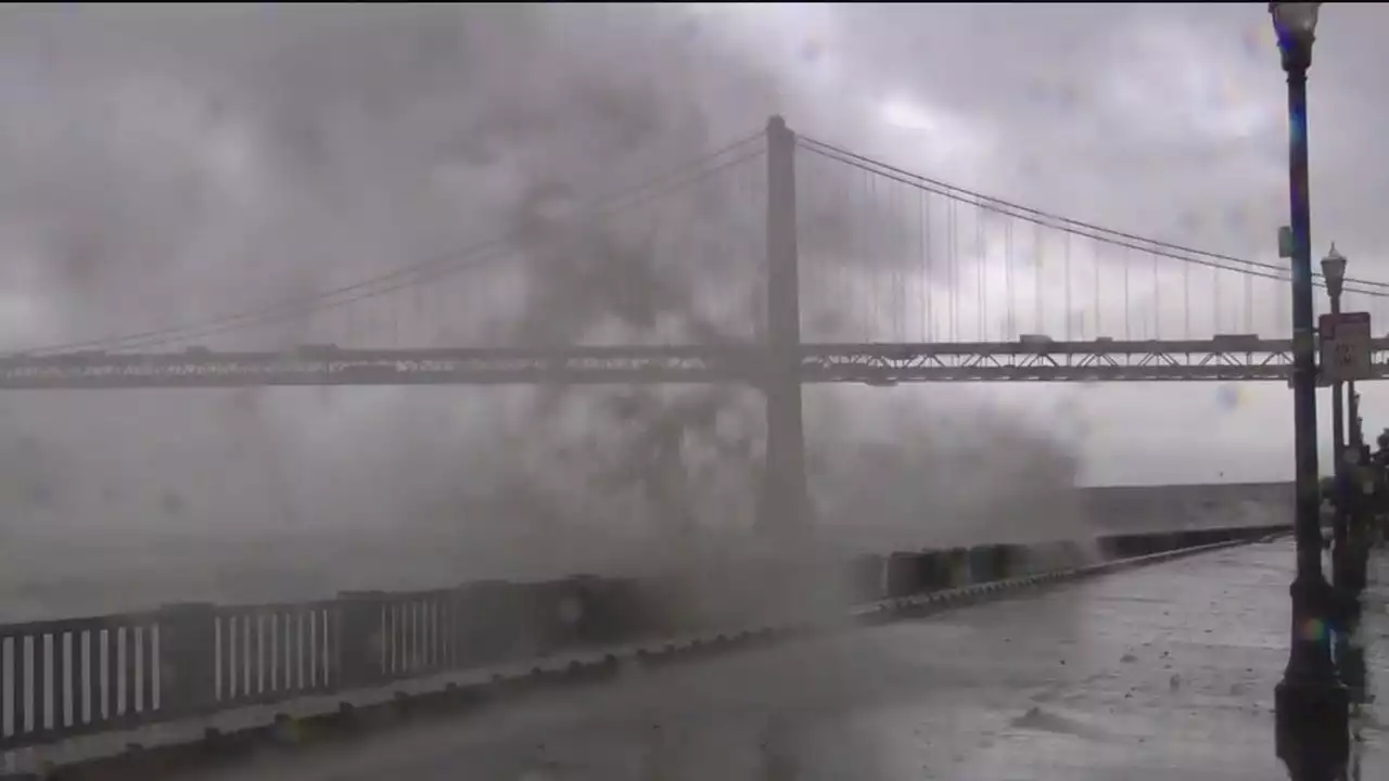 Massive waves and wind batter Embarcadero, halt ferries in San Francisco