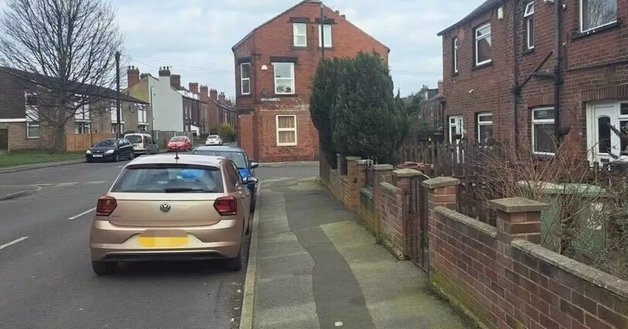 'Baffled' neighbours left distraught as woman dies in car in Leeds