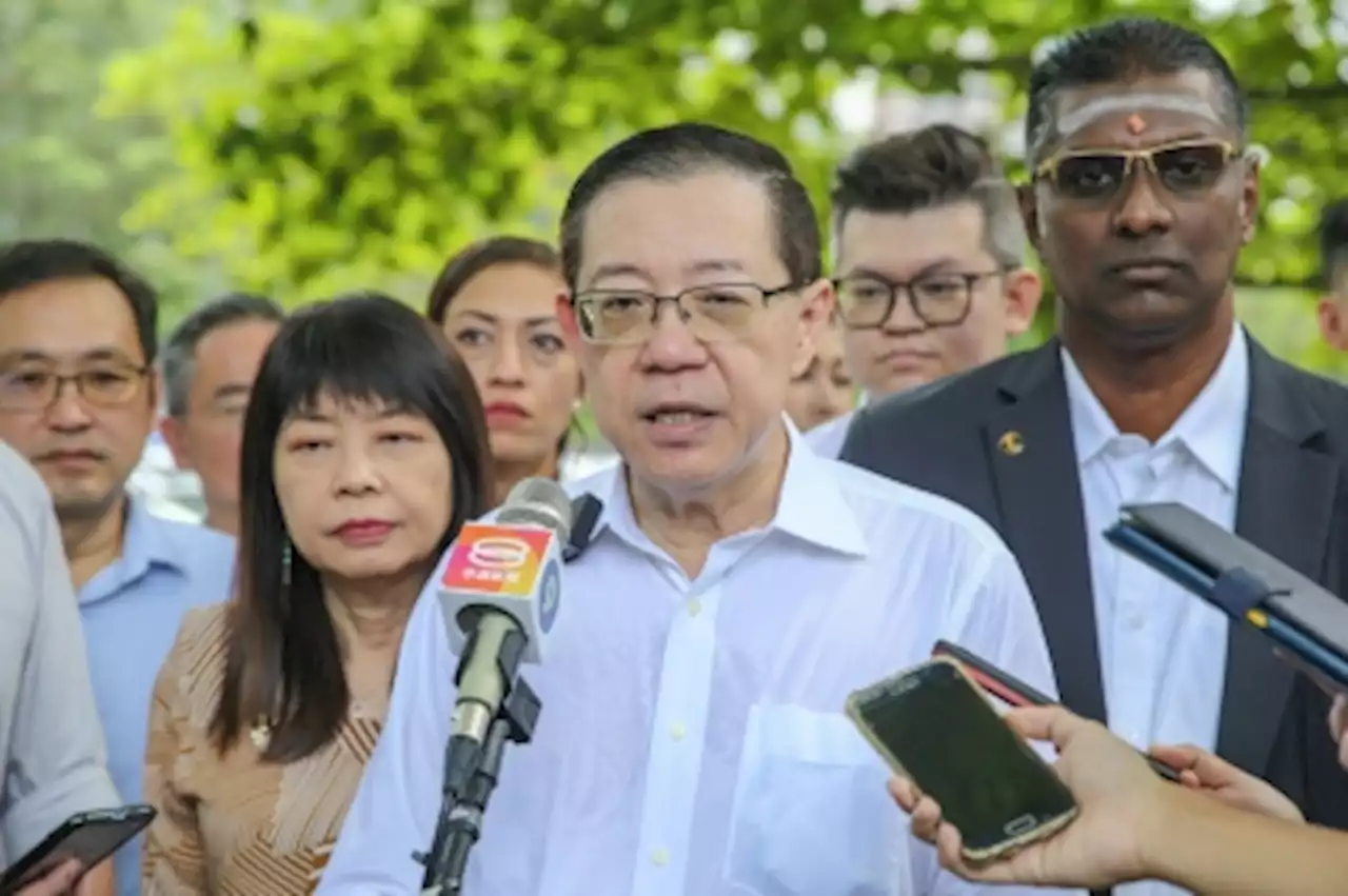 Guan Eng lodges police report against Muhyiddin over ‘dangerous’ Yayasan Albukhary claims