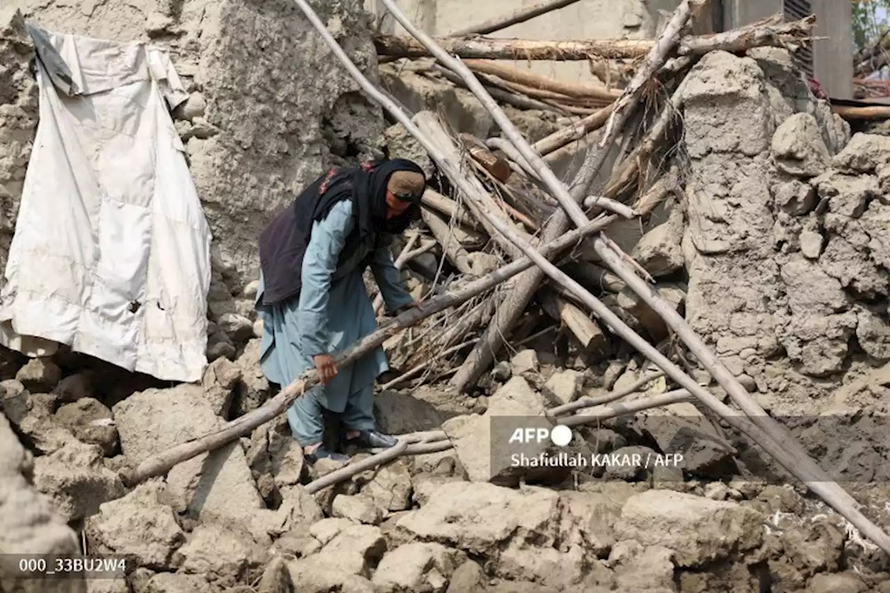 At least 13 killed in Afghanistan-Pakistan earthquake