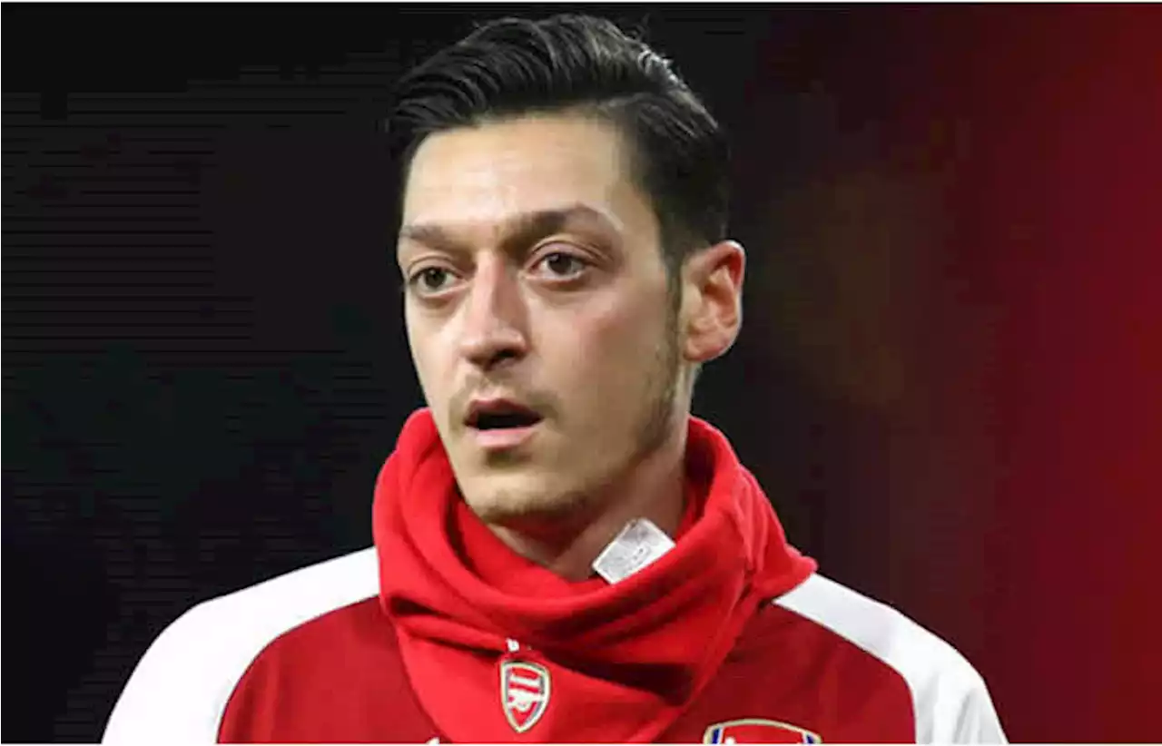 Mesut Ozil retires from football at 34