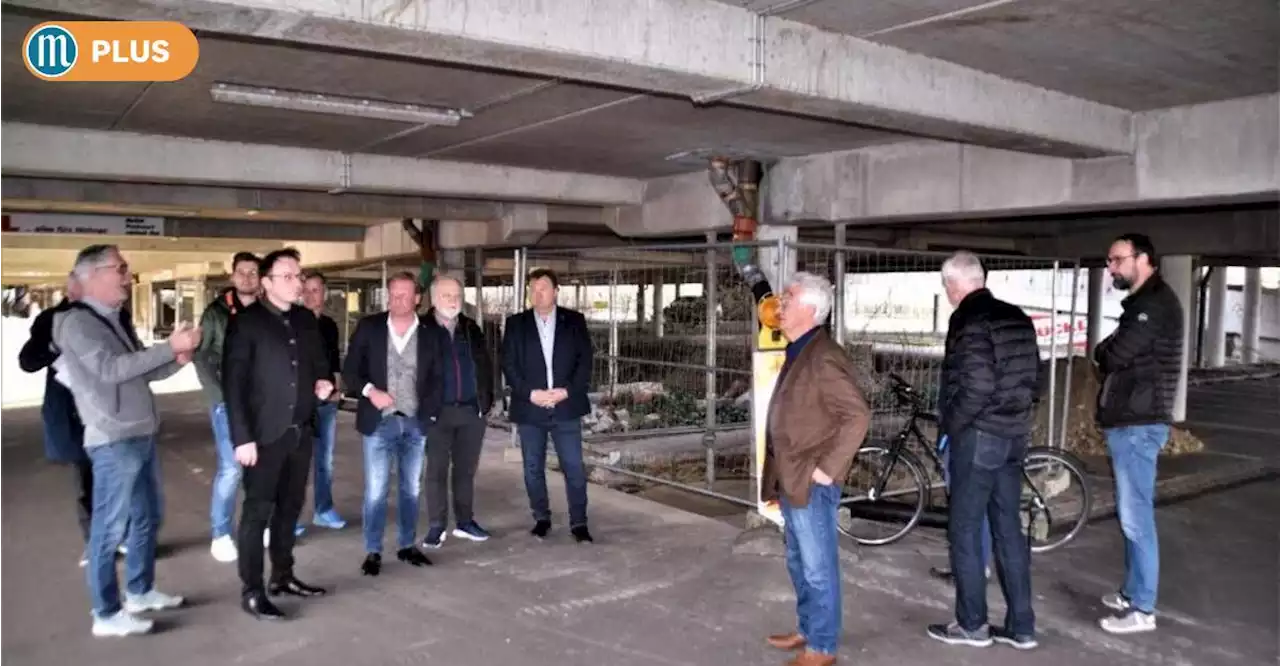 Pläne für Parkplätze: Gibt es im Chamer Parkdeck künftig keine Säulenrempler mehr?