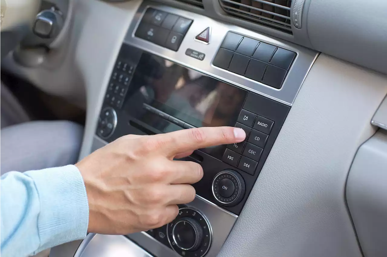 Why a NJ Lawmaker Wants to Stop Carmakers from Dropping AM Radio in Electric Vehicles