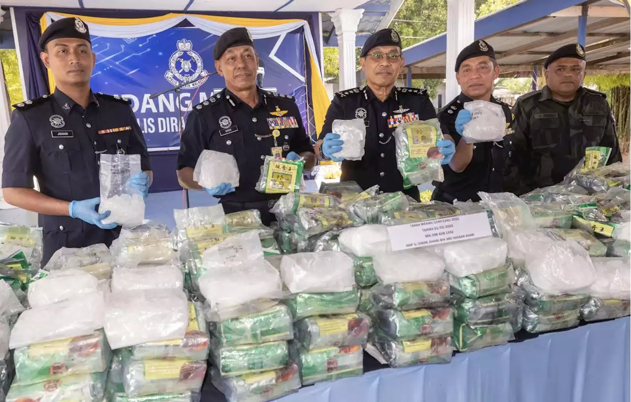 Cops seize RM17.9mil worth of drugs found in van