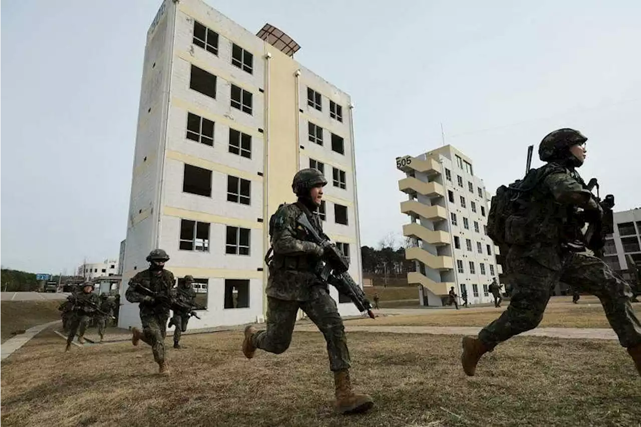 South Korea, US to hold largest live-fire drills amid North Korea tension