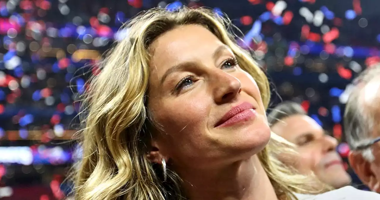 Actually Gisele Loves Football