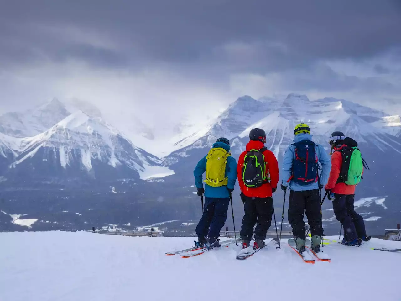 Experience the beauty of Banff at Lake Louise Ski Resort, Mount Norquay and Banff Sunshine