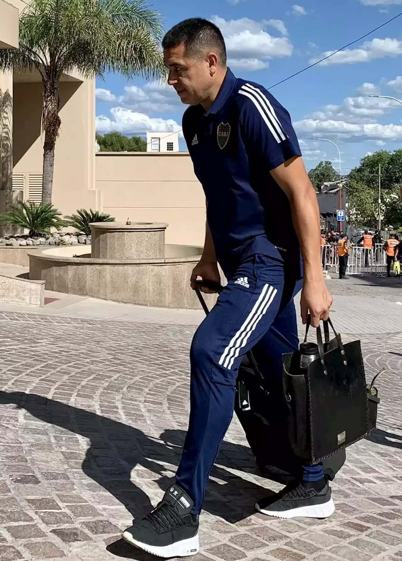 El OTRO VIAJE que hará Riquelme tras jugar el Partido de las Leyendas de Villarreal - TyC Sports